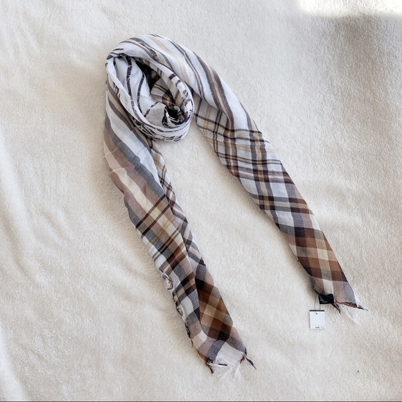 NWT Authentic Gucci Men’s Knight Square Scarf - Picture 1 of 8